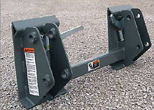 Adapter Bracket - New Holland 14LA/15LA/16LA/17LA/18LA and Case IH LX114/LX116/LX118 Loader to Skid Steer - Loader Conversion Brackets